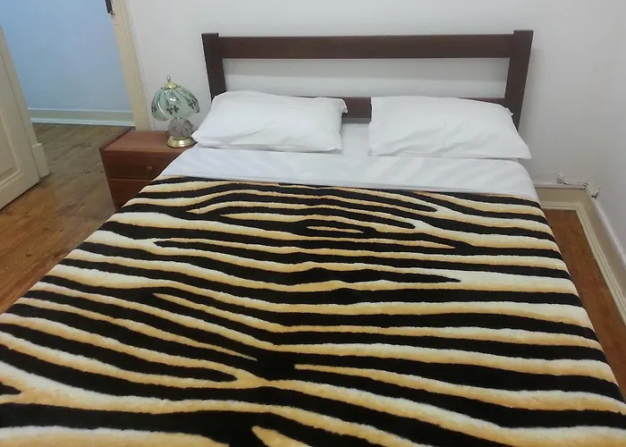 Paradise ליסבון